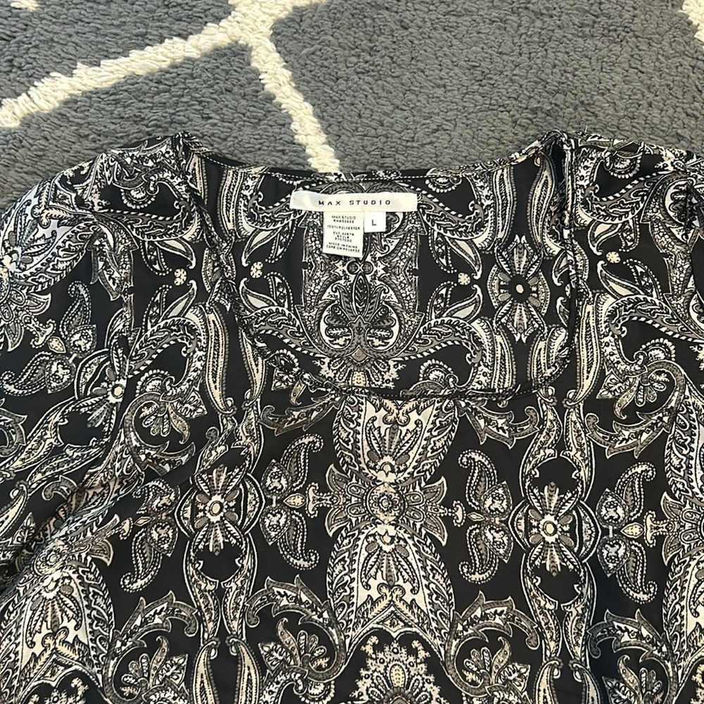 Max Studio Paisley Blouse - Picture 4 of 5
